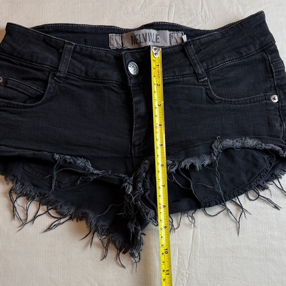 Brandy Melville Women's Frayed Hem Black Distressed Cutoff Jean Shorts Size 38 - Picture 7 of 11